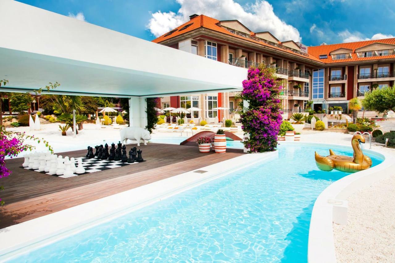 Augusta Eco Wellness Resort 4 Superior Sanxenxo Exteriör bild